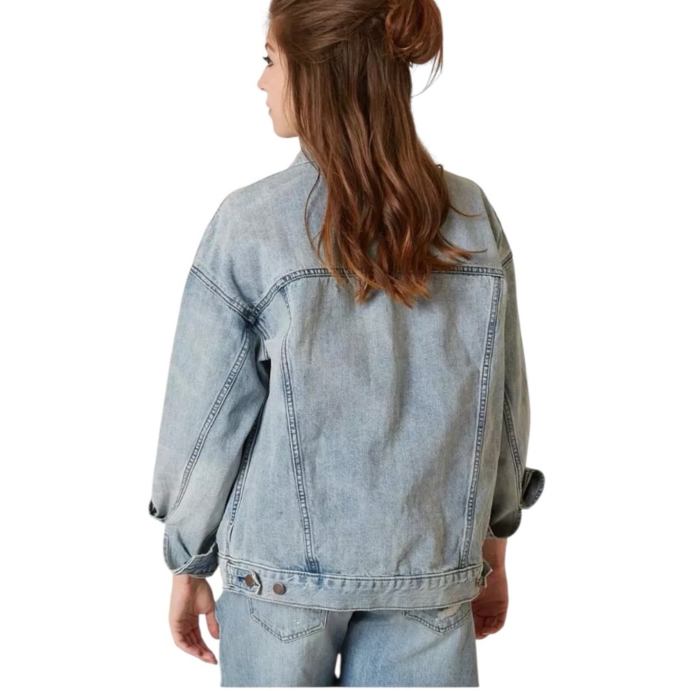 Free People distressed denim jean trucker jacket oversized XS/S NWOT - Picture 3 of 8